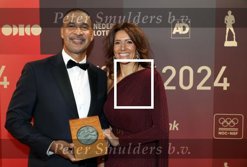 Arnhem 18 december 2024
Sportman van het jaar op Papendal. Sportgala.Ruud Gullit met zijn vriendin Karin de Rooij