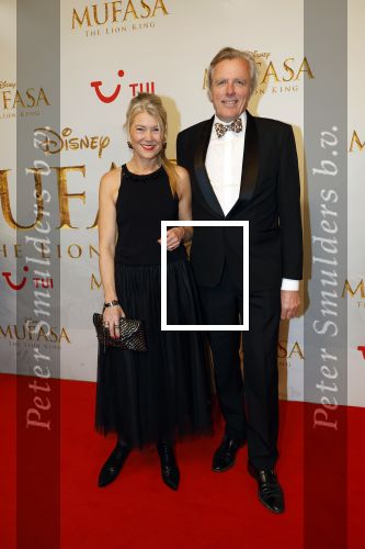 Amsterdam 17 december 2024
Premiere Mufasa (disney) in hotel l\'Europe. Sandra Ysbrandy met man