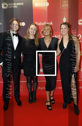 Arnhem 18 december 2024
Sportman van het jaar op Papendal. Sportgala. Sharon v Rouwendaal met ...