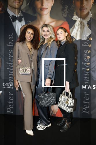 Amsterdam 15 en 16  december 2024
Masters Expo in de RAI. Steffi Roth en 2x miss nederland