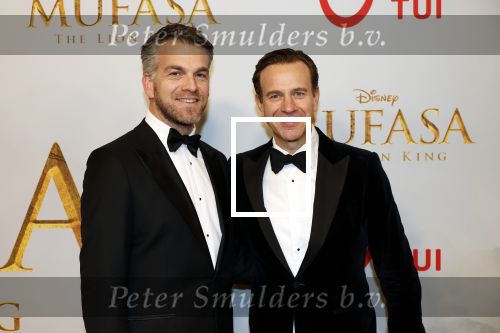 Amsterdam 17 december 2024
Premiere Mufasa (disney) in hotel l\'Europe. Sven Sauve met partner