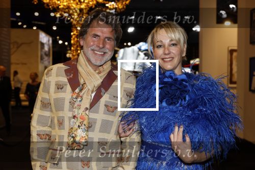 Amsterdam 14 november 2024
VIP Day Masters Expo in de RAI. Toine v Peperstraten loopt modeshgow Addy v d Krommenacker met Marianne Timmer