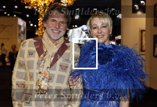 Amsterdam 14 november 2024
VIP Day Masters Expo in de RAI. Toine v Peperstraten loopt modeshgow Addy v d Krommenacker met Marianne Timmer