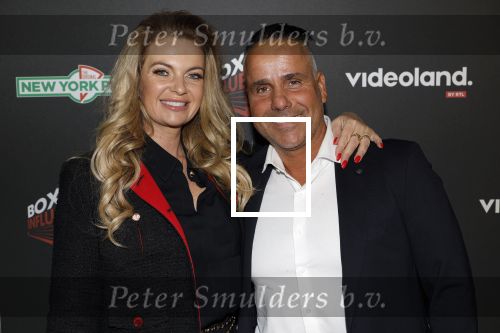 Hilversum 22 december 2024
Boxing infuencers event in studio 21 . Tony Carfora met partner