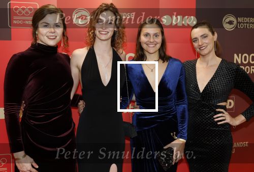 Arnhem 18 december 2024
Sportman van het jaar op Papendal. Sportgala. Vivian Sevenich (L) en Sabrina van der Sloot (R)