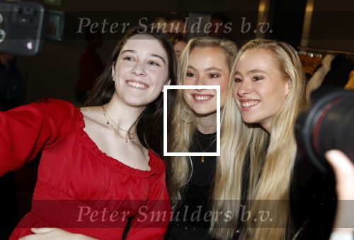 Amsterdam 8 december 2024
Premiere Juf Brakel in Pathe Arena met in de hoofdrollen Nicolette v Dam Martijn Fischer Annette Barlo Ditmar Marlin Flint de Man Floris Gobel Annick Boer Aram v d Rest Bart Oomen Carolina Dijkhuizen ea. Walewijn zusjes