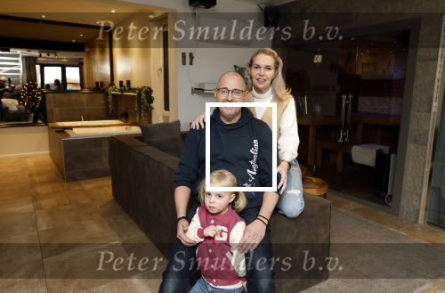 Groningen 23 december 2024
Willem Boomsma  (Big Brother) en zijn vriendin Marion  hebben een prive Welness in Groningen .
Hun kleindochter was gezellig op visite bij opa en oma.