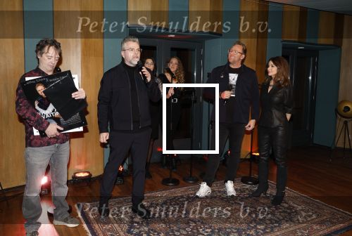 Hilversum 19 december 2024
CD Presentatie Jeffrey Schenk en Bobbie Eakes bij de wisseloord studio\'s. William Rutten