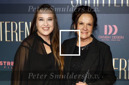 Amsterdam 9 december 2024
Premiere Schitetrend met in de hoofdrollen Holly Brood Gijs Scholten v Asschat Caro Lenssen Hannah Hoekstra Maarten Heijemans Bobbie Mulder Sidar Toksoz  in Tuschinski. Xandra Brood en Lola Brood