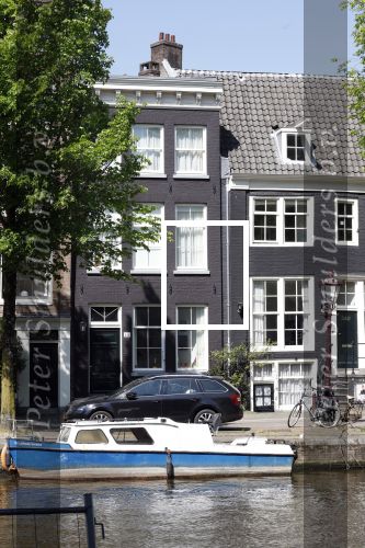 Amsterdam 31 mei 2023
Nieuwe huis Youp van t hek en Debby petter