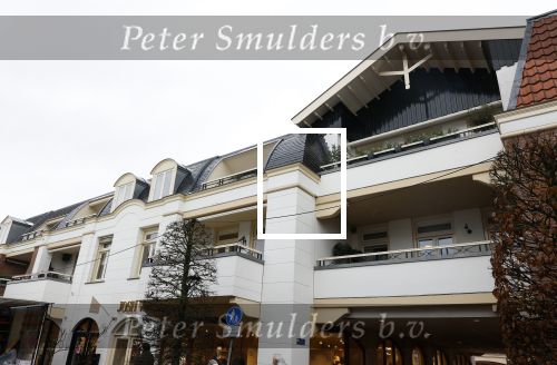 Laren 9 januari 2026
Andre v Duin heeft onlangs de penthouse gekocht naast de penthouse die hij afgelopen zomer kocht . Hij gaat van de 2 appartementen 1 appartement maken
