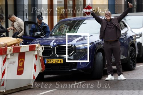 Amsterdam 8 december 2025
Andy v d Meijde en Dave Roelvink tijdens opnames op de pc hooftstraat.