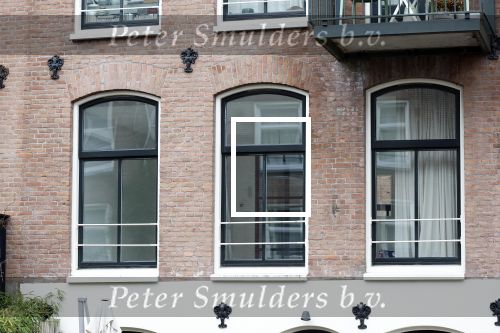 Amsterdam 29 december 2025
Zanger Antoon zijn oude huis staat leeg en hij heeft een nieuw appartement gekocht in het complex Pontsteiger