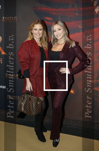 Hilversum 16 december 2025
Premiere Avatar in VUE in Hilversum. Beate v d Weide en  Jessica Wohrmann