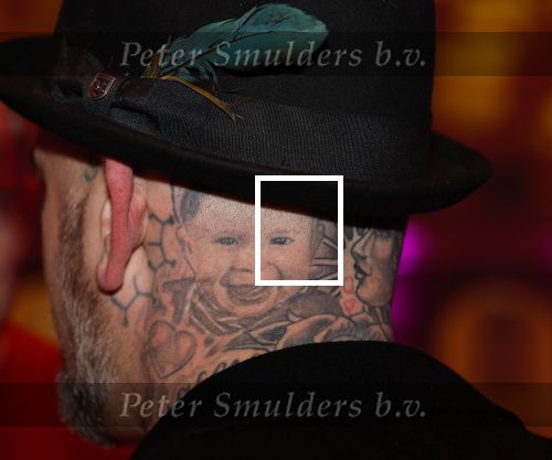 Amsterdam 6 december 2025
Diversity sport gala in het scheepvaartmuseum . Ben Saunders kwam met zijn vriendin . Ben heeft achter op zijn hoofd een tatoo van zijn kind en vriendin staan