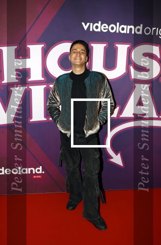 Amsterdam 15 december 2025
Presentatie cast House Villains bij het Tobacco theater . Aanwezig Soundos Ayleem Bella Djamilla Celina King Faisel Malgasio Terror Jaap Ruud Benard Rene Spoelstra en Michella Kox . Bram Louts