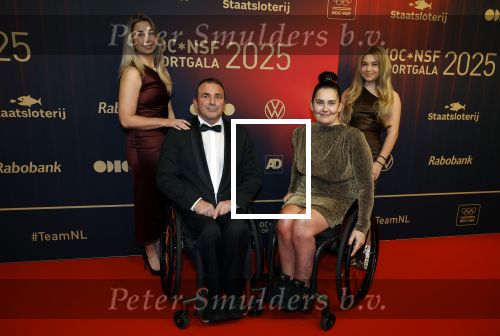 Papendal 17 december 2025
Sportgala waar oa de sportman en sportvrouw van het jaar gekozen worden . Carina de Rooij, Anton de Rooij