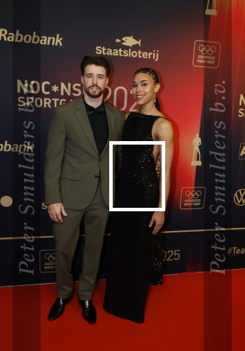 Papendal 17 december 2025
Sportgala waar oa de sportman en sportvrouw van het jaar gekozen worden . Casimir Schmidt met partner