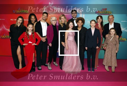 Amsterdam 7 december 2025
Premiere Juf Braaksel in Pathe Noord . cast met oa Nicolette v Dam Victoria Koblenko Martin v d Waardenberg Juvat Westendorp Annick Boer Carolina dijkhuizen Caro Klibansky Carry Slee ea.