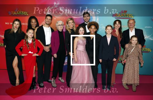 Amsterdam 7 december 2025
Premiere Juf Braaksel in Pathe Noord . cast met oa Nicolette v Dam Victoria Koblenko Martin v d Waardenberg Juvat Westendorp Annick Boer Carolina dijkhuizen Caro Klibansky Carry Slee ea.