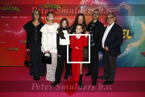 Amsterdam 7 december 2025
Premiere Juf Braaksel in Pathe Noord . Cato Klibansky Susanna Klibansky en Louis Klibansky