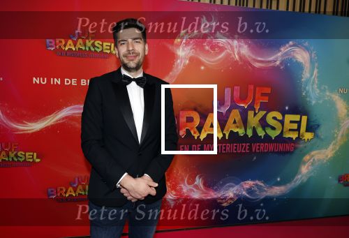 Amsterdam 7 december 2025
Premiere Juf Braaksel in Pathe Noord . david Cocheret kwam met zijn zwanger vrouw familie en vader Jan Cocheret