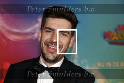 Amsterdam 7 december 2025
Premiere Juf Braaksel in Pathe Noord . david Cocheret kwam met zijn zwanger vrouw familie en vader Jan Cocheret