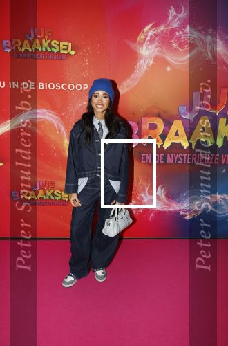 Amsterdam 7 december 2025
Premiere Juf Braaksel in Pathe Noord . Esther Mbire