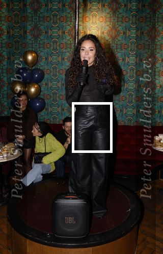 Amsterdam 16 december 2025
Presentatie boekje Fajah Lourens .