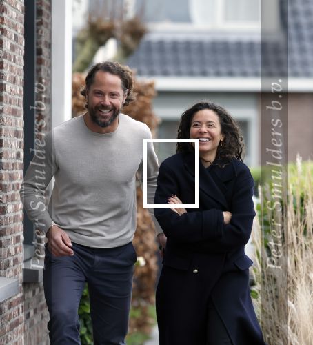 Ilpendam 15 december 2025
De eerste foto\'s van Fajah Lourens met haar nieuwe vriend Coen bij haar huis .