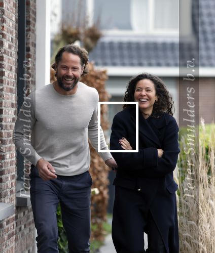 Ilpendam 15 december 2025
De eerste foto\'s van Fajah Lourens met haar nieuwe vriend Coen bij haar huis .