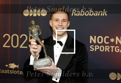 Papendal 17 december 2025
Sportgala waar oa de sportman en sportvrouw van het jaar gekozen worden . Harrie Lavreysen werd voor de tweede keer achter elkaar gekozen tot sportman van het jaar . Harrie kwam met zijn beste vrienden