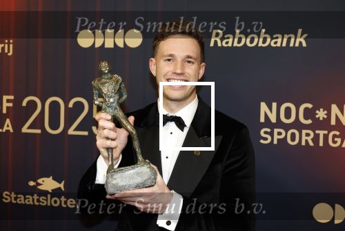 Papendal 17 december 2025
Sportgala waar oa de sportman en sportvrouw van het jaar gekozen worden . Harrie Lavreysen werd voor de tweede keer achter elkaar gekozen tot sportman van het jaar . Harrie kwam met zijn beste vrienden