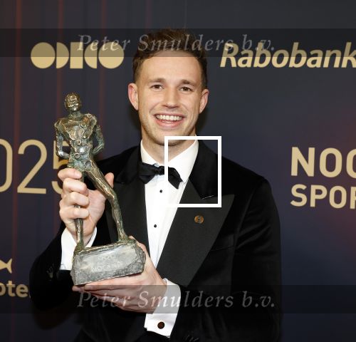 Papendal 17 december 2025
Sportgala waar oa de sportman en sportvrouw van het jaar gekozen worden . Harrie Lavreysen werd voor de tweede keer achter elkaar gekozen tot sportman van het jaar . Harrie kwam met zijn beste vrienden