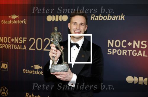 Papendal 17 december 2025
Sportgala waar oa de sportman en sportvrouw van het jaar gekozen worden . Harrie Lavreysen werd voor de tweede keer achter elkaar gekozen tot sportman van het jaar . Harrie kwam met zijn beste vrienden