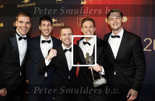 Papendal 17 december 2025
Sportgala waar oa de sportman en sportvrouw van het jaar gekozen worden . Harrie Lavreysen werd voor de tweede keer achter elkaar gekozen tot sportman van het jaar . Harrie kwam met zijn beste vrienden