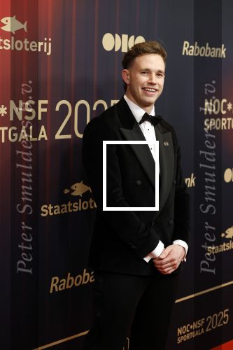 Papendal 17 december 2025
Sportgala waar oa de sportman en sportvrouw van het jaar gekozen worden . Harrie Lavreysen