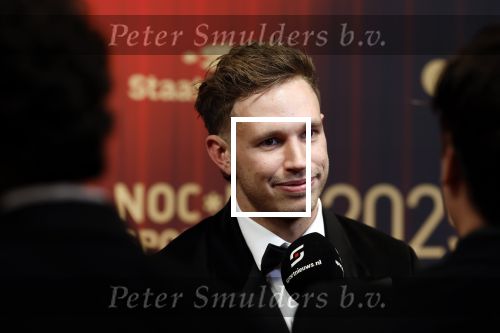 Papendal 17 december 2025
Sportgala waar oa de sportman en sportvrouw van het jaar gekozen worden . Harrie Lavreysen