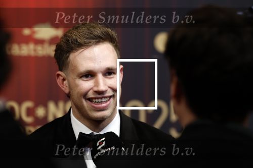 Papendal 17 december 2025
Sportgala waar oa de sportman en sportvrouw van het jaar gekozen worden . Harrie Lavreysen