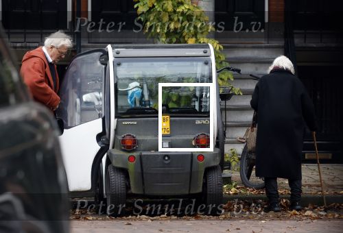 Amsterdam 3 december 2025
Herma Krabbe en Jeroen Krabbe in hun Biro bij hun huis