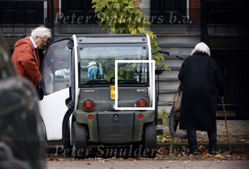 Amsterdam 3 december 2025
Herma Krabbe en Jeroen Krabbe in hun Biro bij hun huis