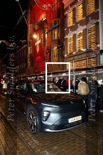 Amsterdam 1 december 2025
Premiere Amsterdamned II in Tuschinski . De hoofdrollen worden gespeeld door Huub Stapel tatum Dagelet en Holly Brood . Huub Stapel arriveerde in een prachtige Nio