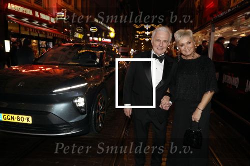 Amsterdam 1 december 2025
Premiere Amsterdamned II in Tuschinski . De hoofdrollen worden gespeeld door Huub Stapel tatum Dagelet en Holly Brood . Huub Stapel met partner Annemiek de Vroeg