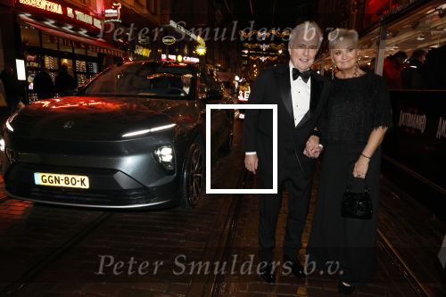 Amsterdam 1 december 2025
Premiere Amsterdamned II in Tuschinski . De hoofdrollen worden gespeeld door Huub Stapel tatum Dagelet en Holly Brood . Huub Stapel met partner Annemiek de Vroeg