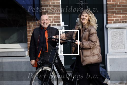 Amsterdam 22 december 2025
Jaap v Zweden en zijn vrouw Aaltje op straat in Amsterdam zuid.