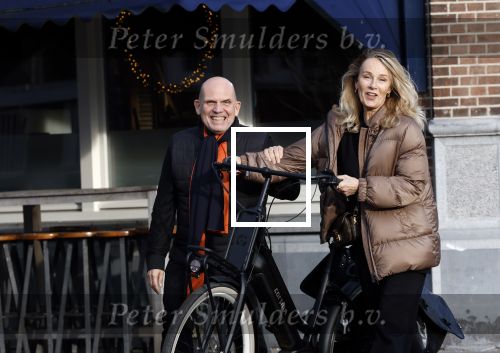 Amsterdam 22 december 2025
Jaap v Zweden en zijn vrouw Aaltje op straat in Amsterdam zuid.