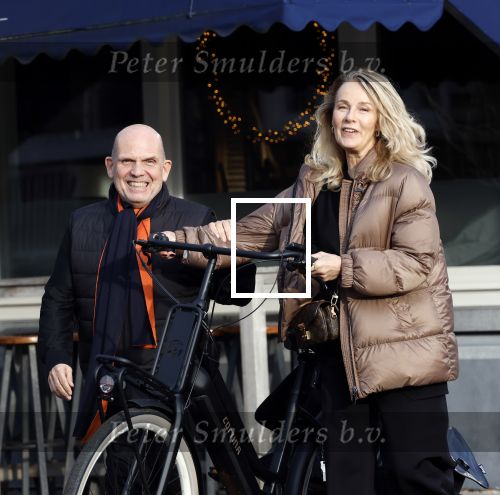 Amsterdam 22 december 2025
Jaap v Zweden en zijn vrouw Aaltje op straat in Amsterdam zuid.