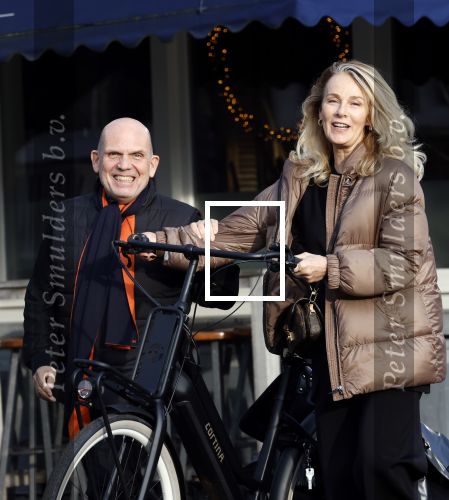 Amsterdam 22 december 2025
Jaap v Zweden en zijn vrouw Aaltje op straat in Amsterdam zuid.