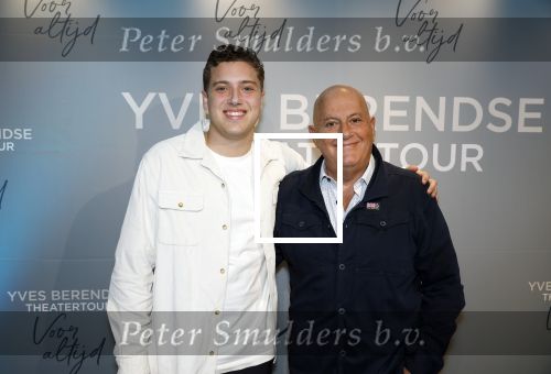 Bussum 8 december 2025
Premiere theatwershow Voor Altijd van Yves Berendse in t Spant. jack v Gelder kwam met zijn kleinzoon