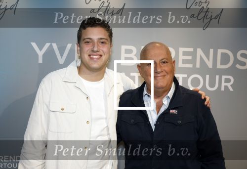 Bussum 8 december 2025
Premiere theatwershow Voor Altijd van Yves Berendse in t Spant. jack v Gelder kwam met zijn kleinzoon
